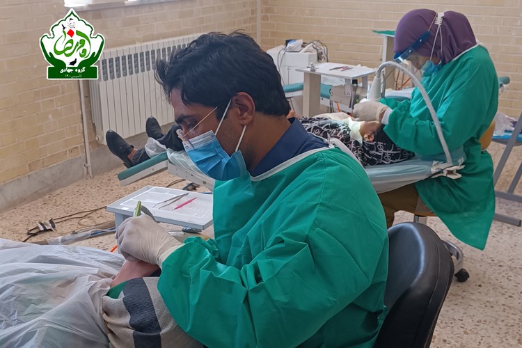 برگزاری اردوی درمانی دندانپزشکی و درمانی در روستای محروم شهر کاشمر
