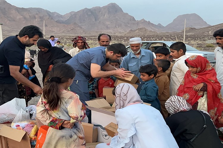 چند روز حال خوب با کودک بلوچ🌴 